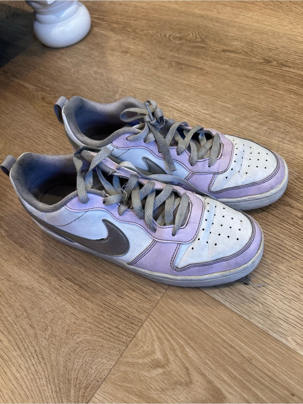 Nike Kids Lavender and Gray Low-Top Sneakers
